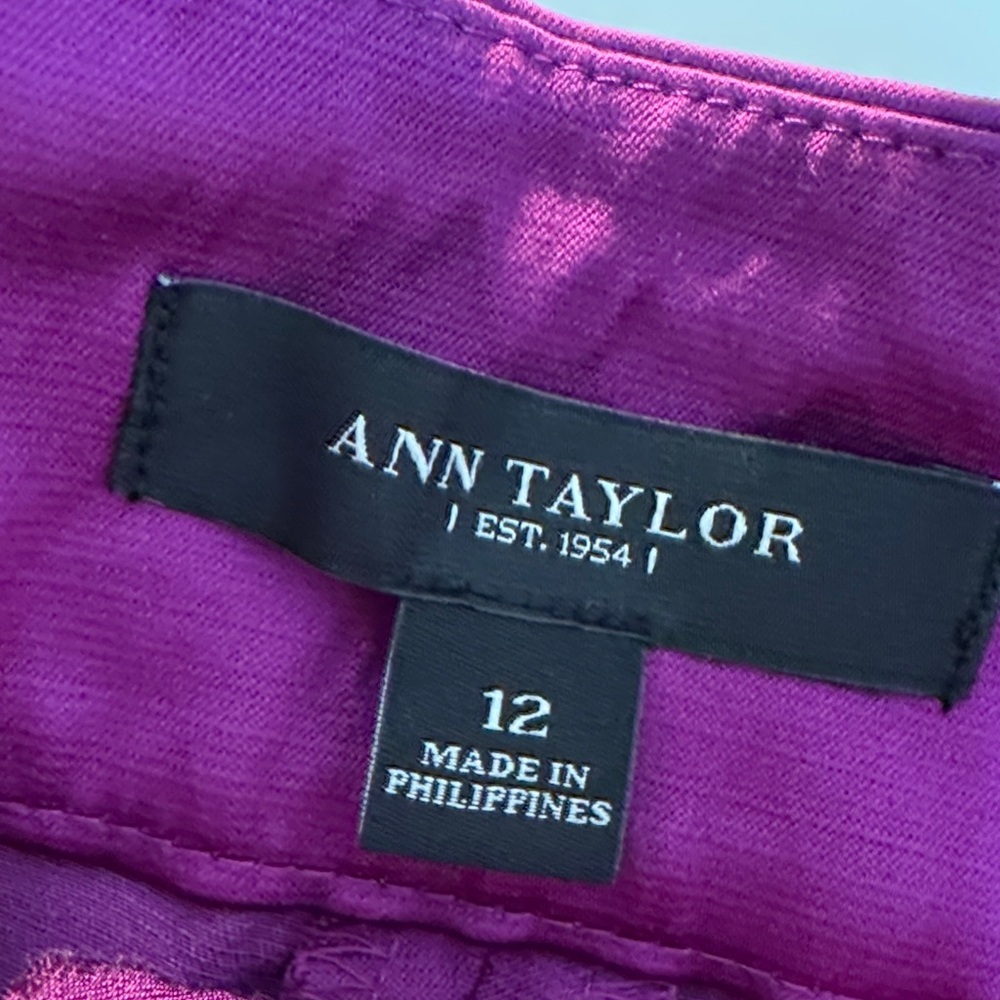 Ann Taylor Vibrant Purple Cropped Pants Size: 12 - Picture 3 of 6